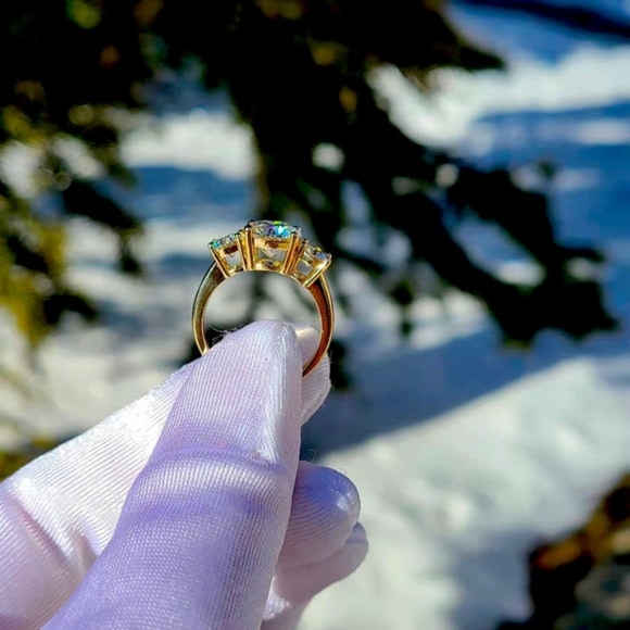 Solid 14k gold 3ct moissanite ring - Picture 12 of 15